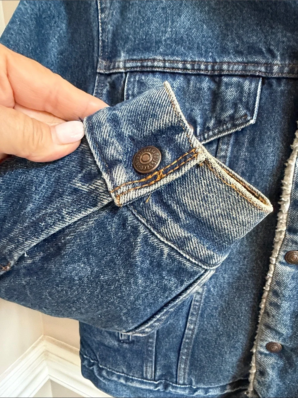 VTG 1987 Levi’s 70608-0216 Sherpa-Lined Type III Denim Trucker Jacket